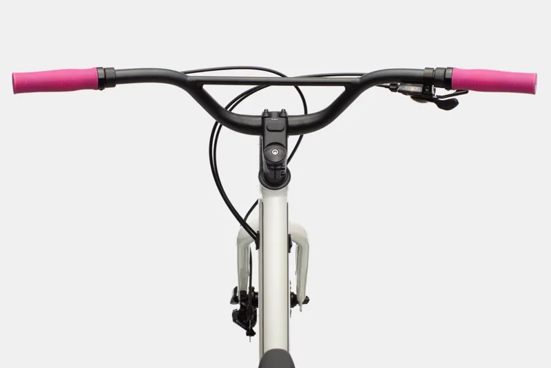 2021 Cannondale Treadwell 3 Remixte Hybrid Bike in White-4