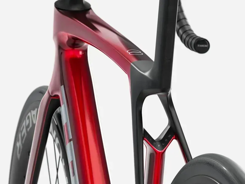 Trek Madone SL 6 Road Bike in Fury Red/Deep Smoke-2